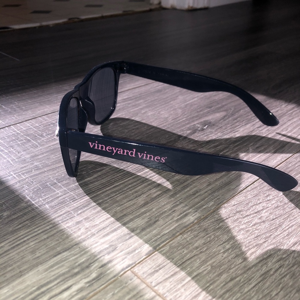 Vineyard Vines Sunglasses